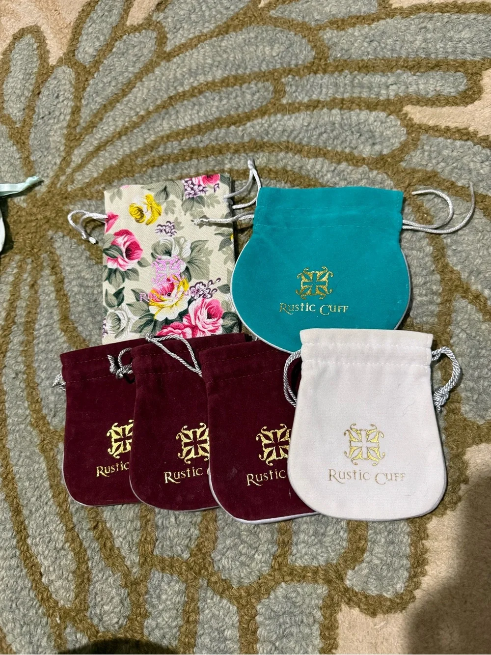 Rustic Cuff Velvet Drawstring Jewelry Pouches - Burgundy, Teal, Floral, white